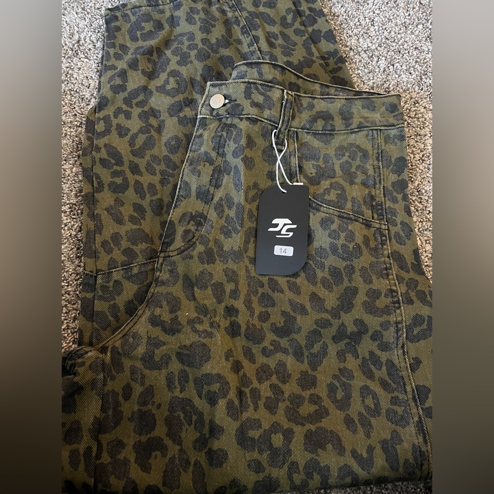 High Rise Leopard Print Jeans - Olive and Black